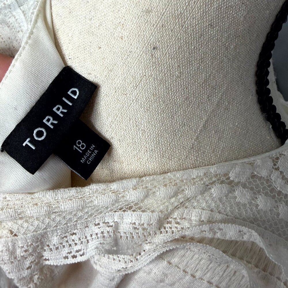 Torrid Ivory Lace High Neck Sleeveless Lined Tiered Dress Size 18 - Picture 13 of 13